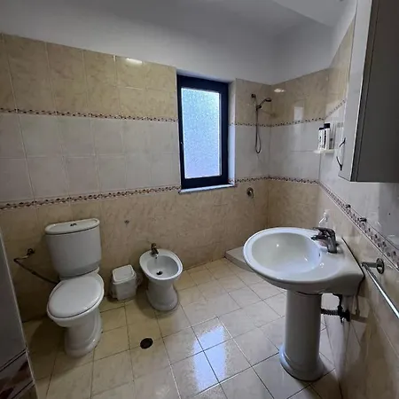 Apartment Center *